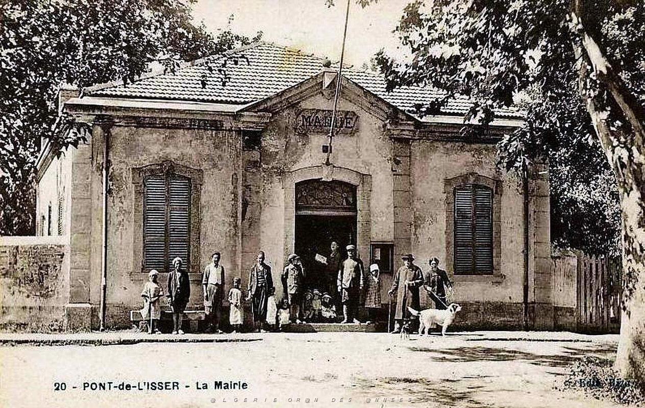 1928- Pont-de-l'Isser - La Mairie.jpg